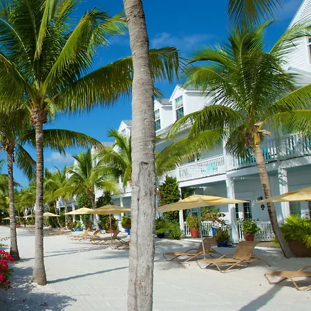 Parrot Key Hotel & Villas-2